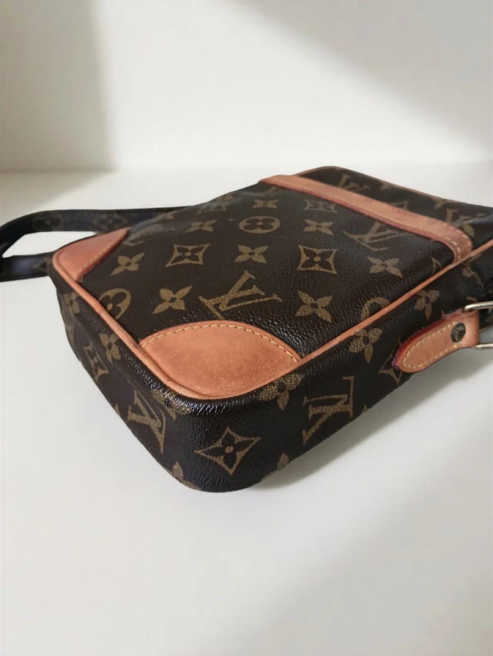 Louis Vuitton Monogram Danube Crossbody Vintage 1995 🌟 COA Included - Picture 10 of 16